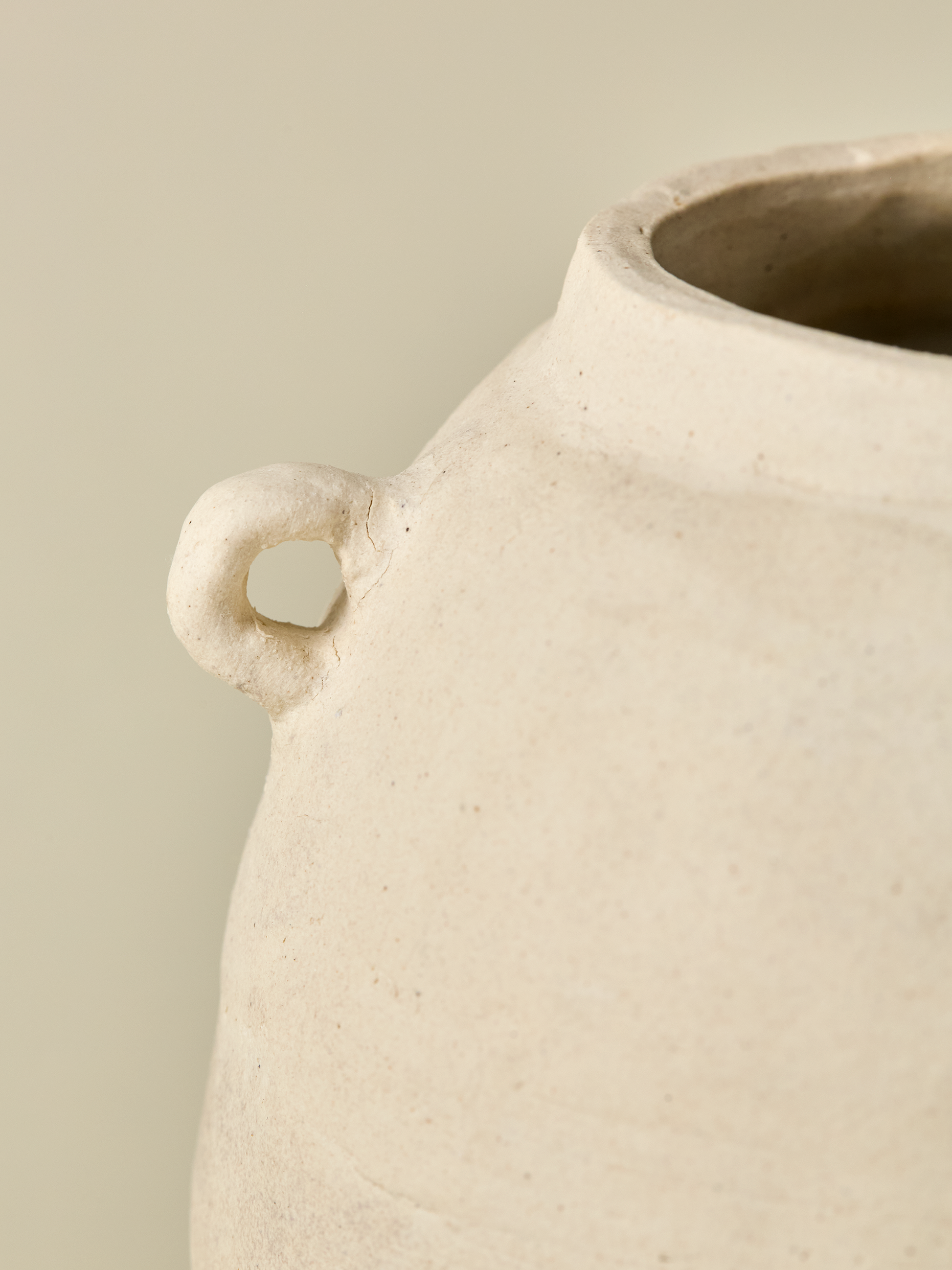 Pascale Vaquette ceramic large vessel close up of tiny handle left side