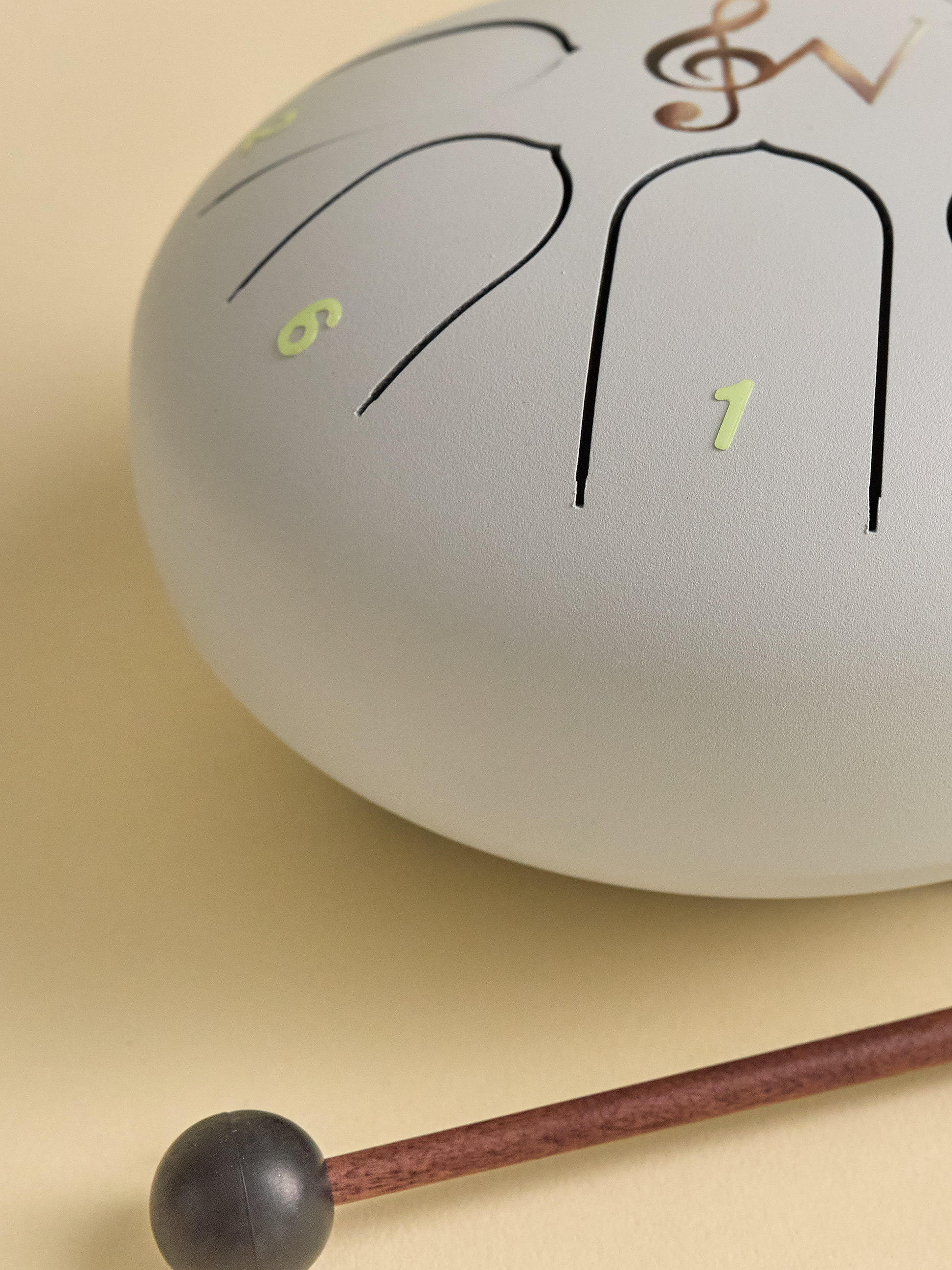 Detailed view of the side of White Steel Drum