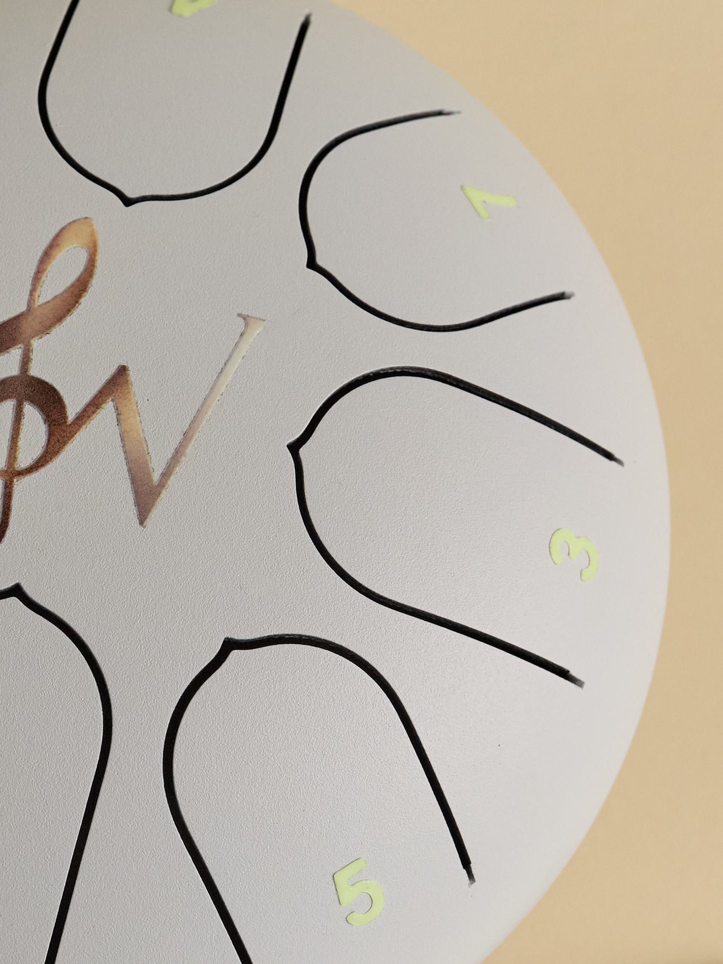 Details of the top of White Steel Drum
