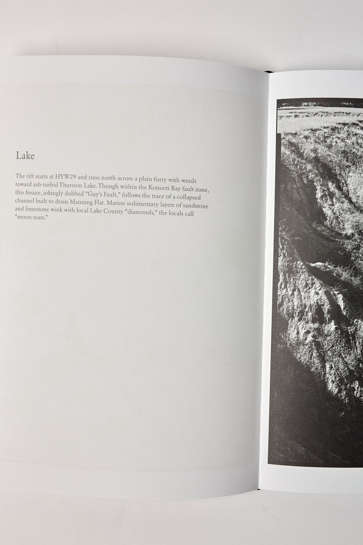 Lukas Felzmann: Across Ground