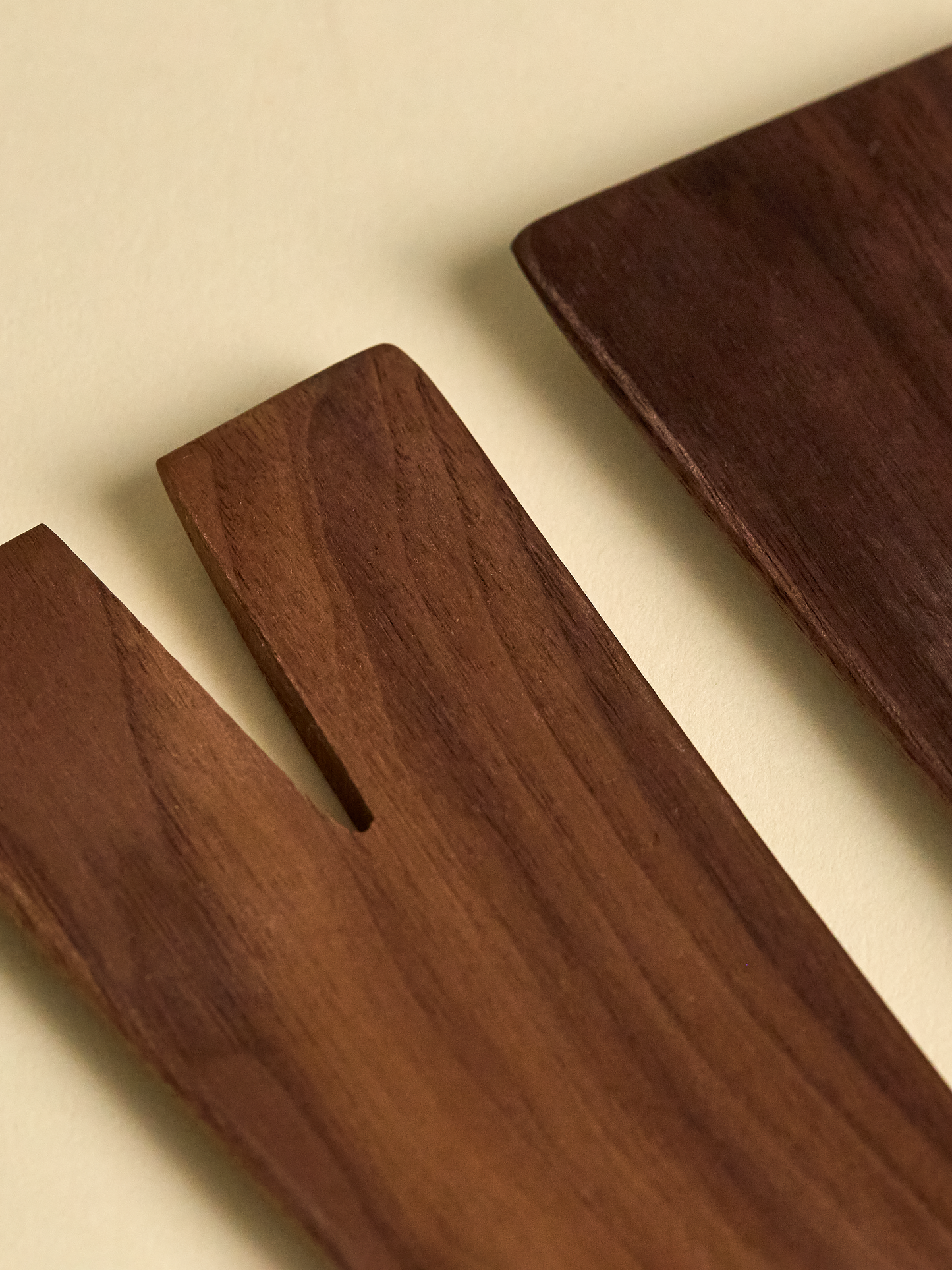 10’’ Walnut Salad Servers Set