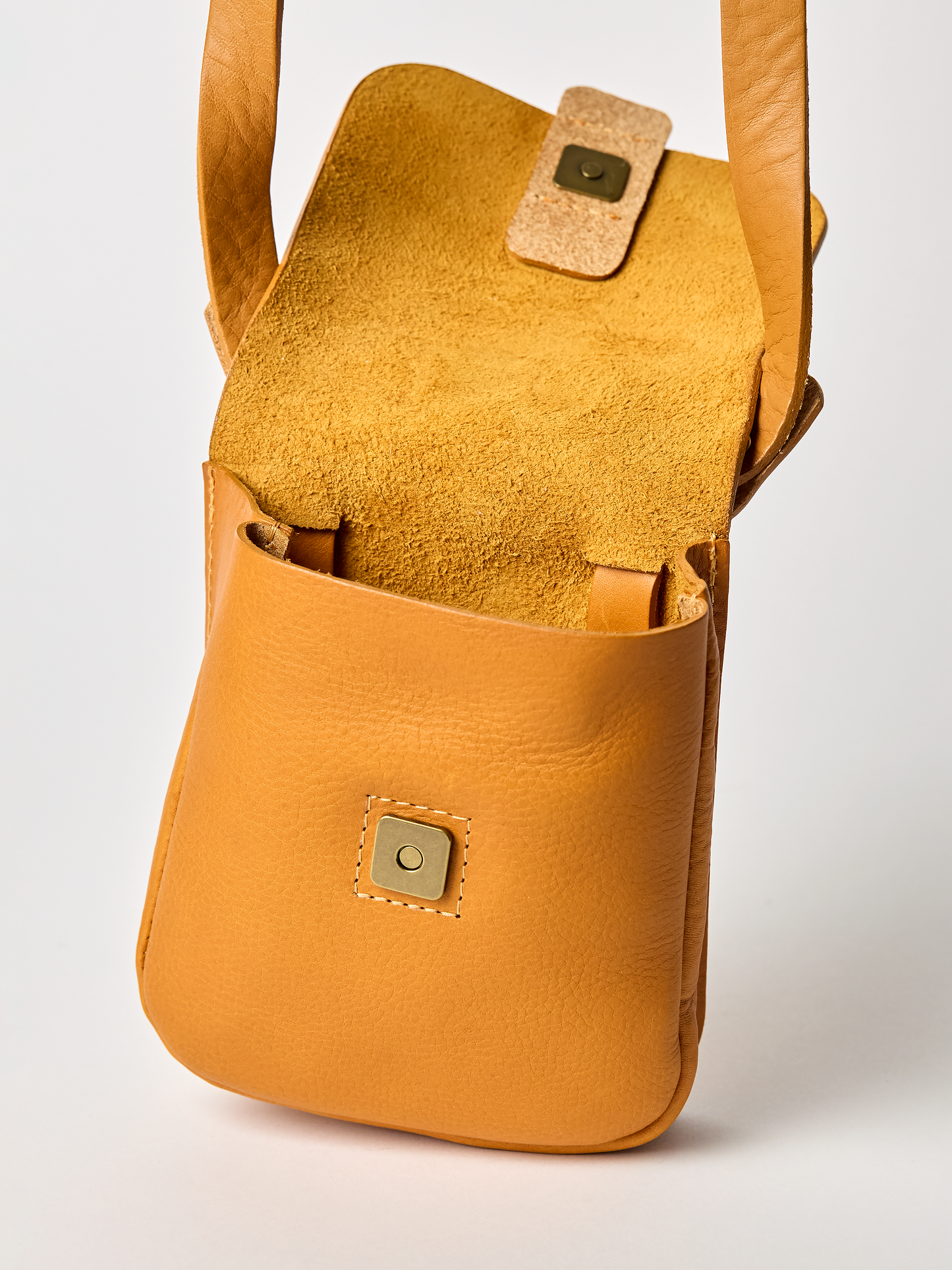 Kate Sheridan Half Orbed Tab Bag, Maple