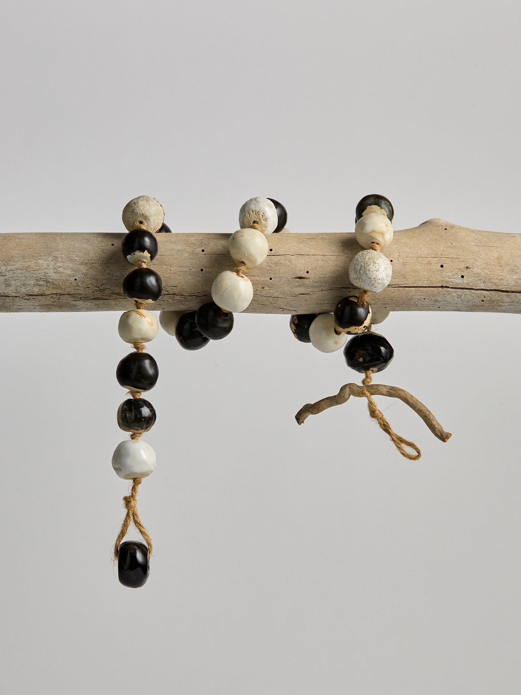 Black & White Ceramic Garland