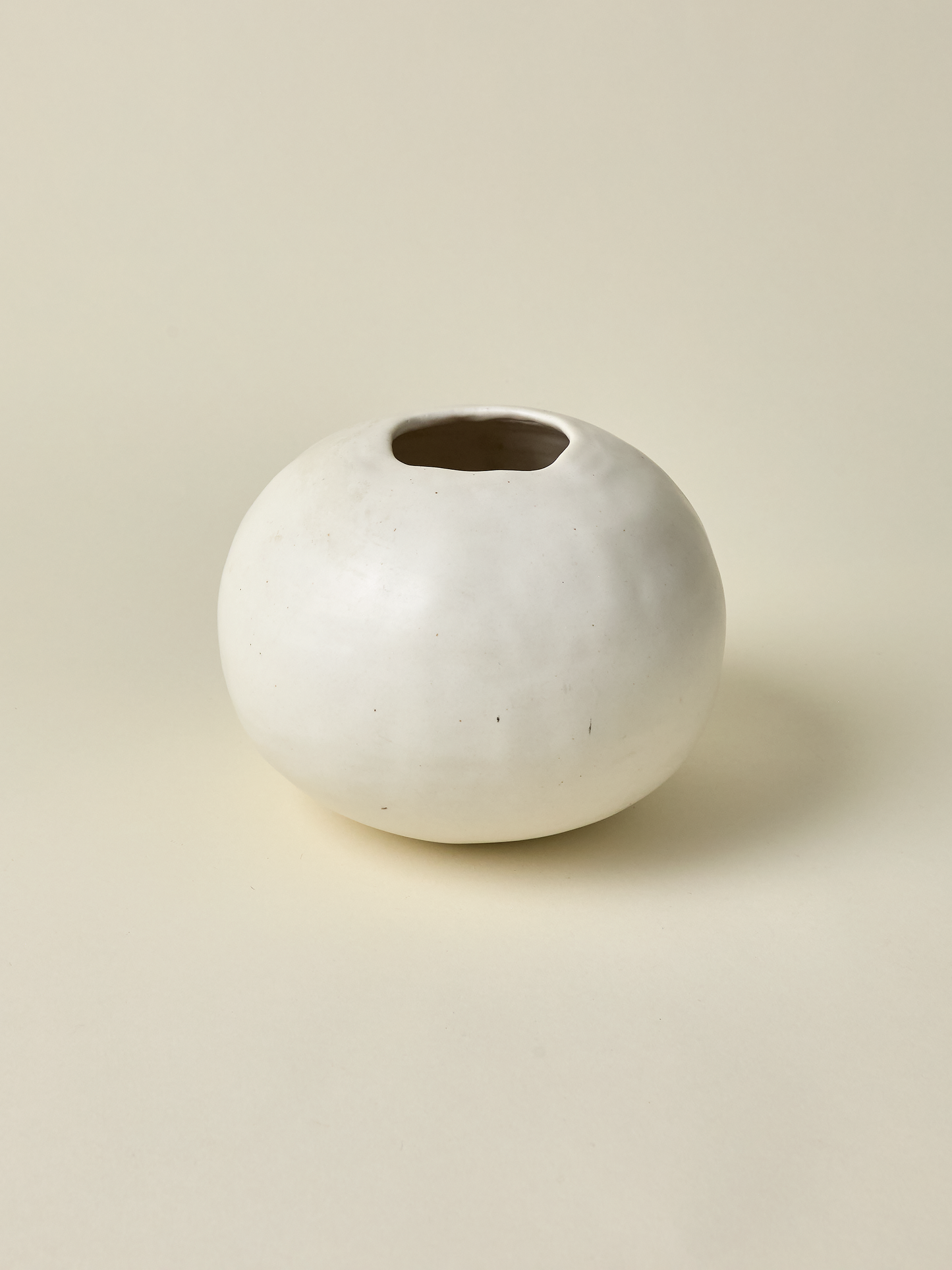 P.V. D4 Porcelain Orb White Matte Glaze