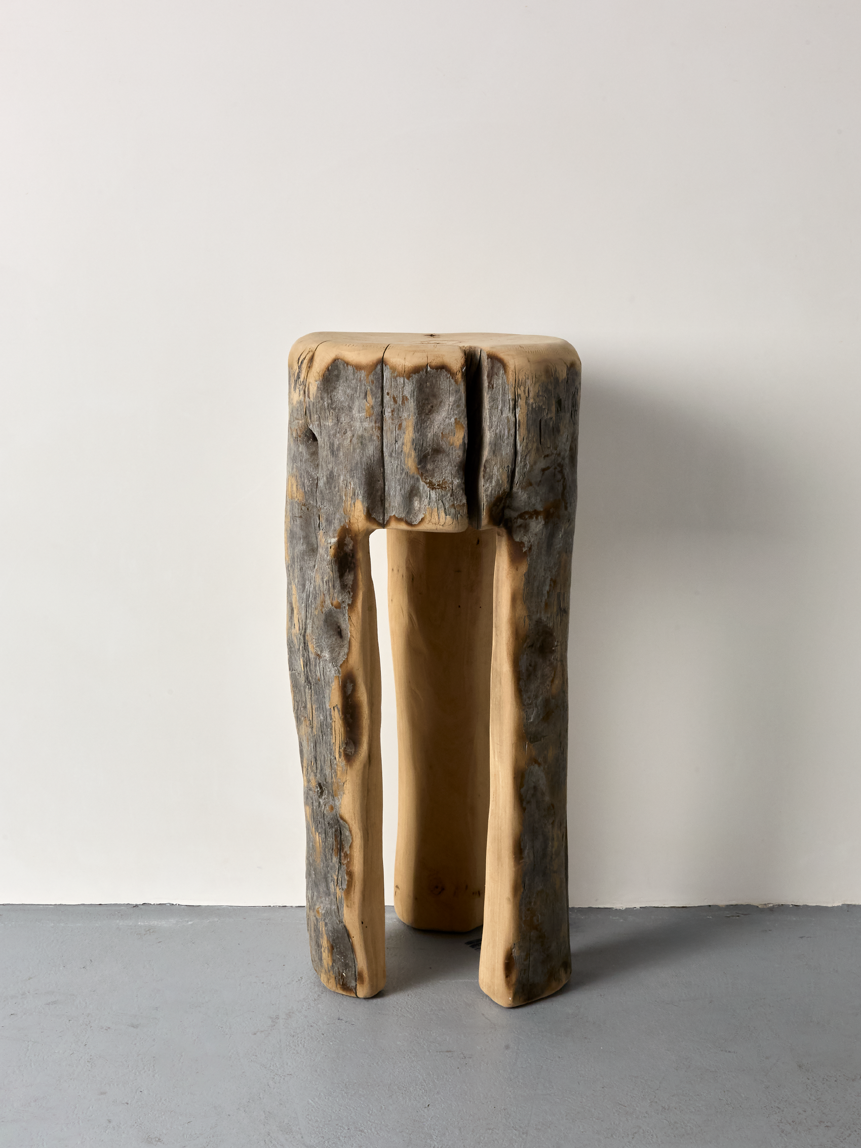 RG Tall Stool 3 Legs