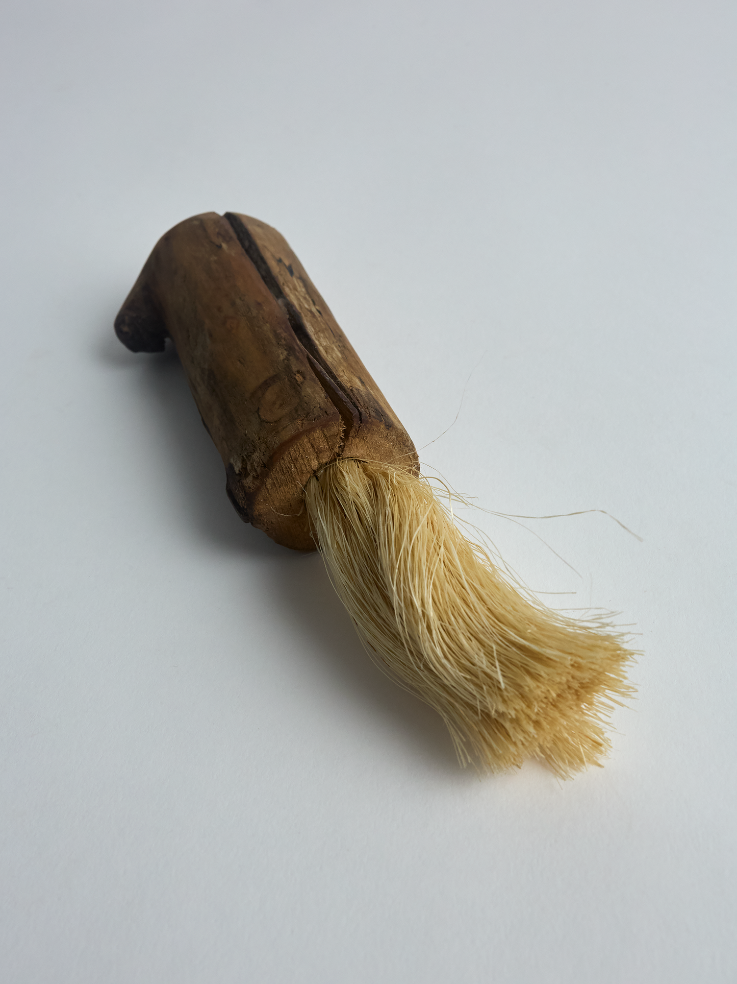 Gabaldón Driftwood Brush Sisal