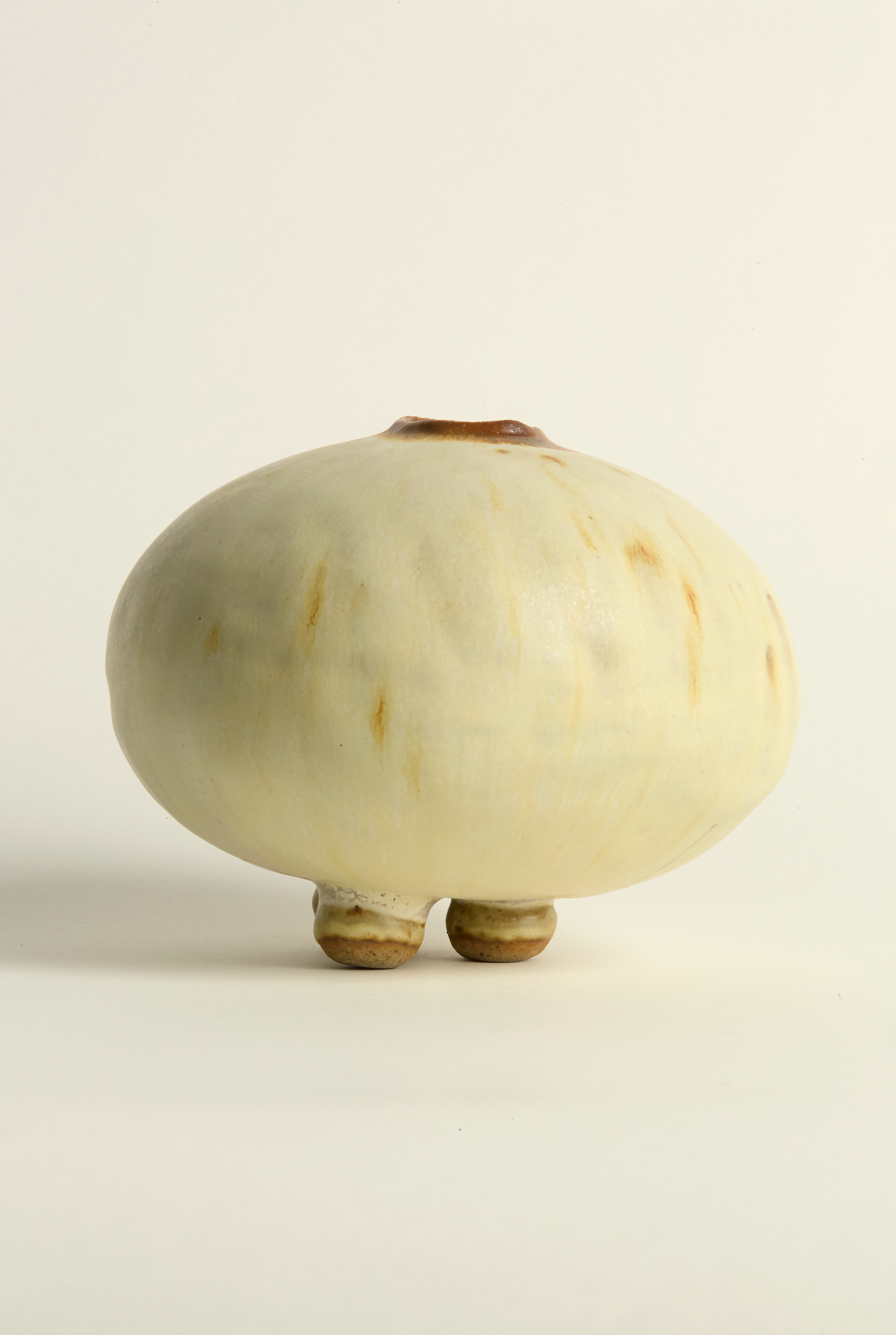 Oatmeal/Oxide Small Orb Vase