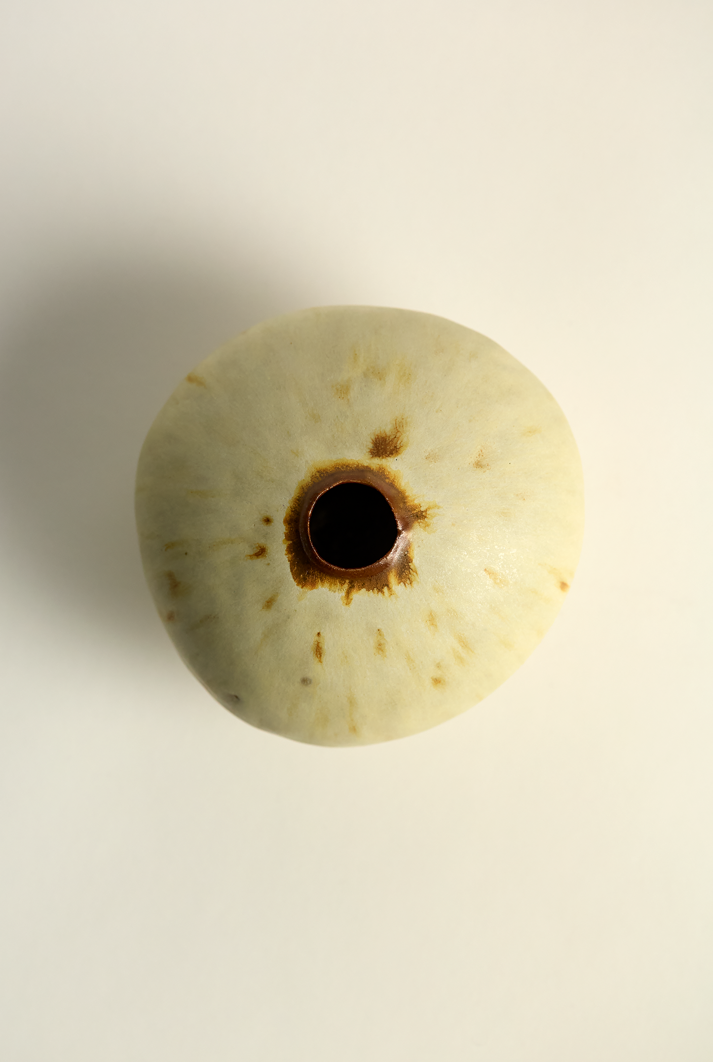 Oatmeal/Oxide Small Orb Vase